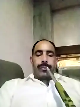 Snapshot of salimbasha chatting on 11/12/25, 07:57 salimbasha online show from 11/12/25, 07:57