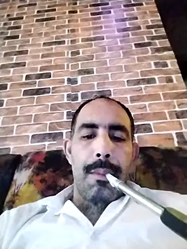 Snapshot of salimbasha chatting on 11/14/25, 07:40 salimbasha online show from 11/14/25, 07:40