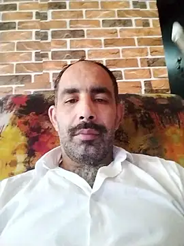 Snapshot of salimbasha chatting on 11/16/25, 11:05 salimbasha online show from 11/16/25, 11:05