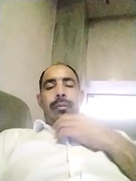 Snapshot of salimbasha chatting on 11/20/25, 05:12 salimbasha online show from 11/20/25, 05:12