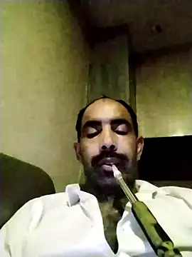 Snapshot of salimbasha chatting on 11/23/25, 03:17 salimbasha online show from 11/23/25, 03:17