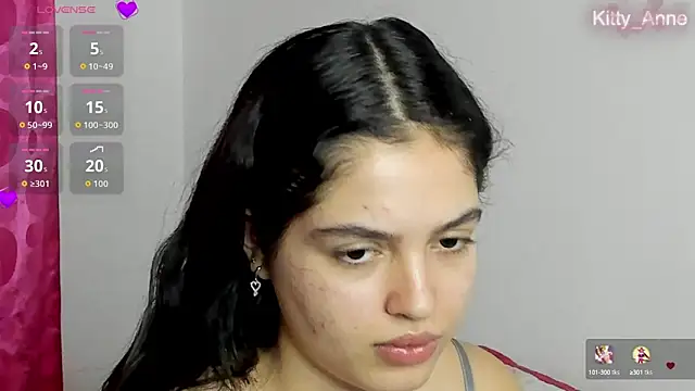 Snapshot of Kitty_Anne chatting on 09/24/25, 12:25 Kitty Anne online show from 09/24/25, 12:25