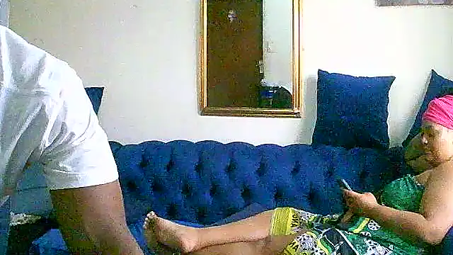 Snapshot of SHORTGUN_STALLION chatting on 10/19/25, 02:29 SHORTGUN STALLION online show from 10/19/25, 02:29