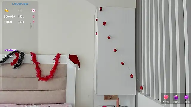 Snapshot of kaori_mi chatting on 12/17/25, 11:27 kaori mi online show from 12/17/25, 11:27