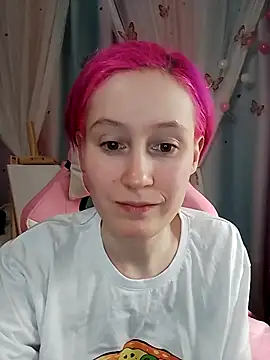 Fuzzy Unicorn online show from 11/24/25, 07:35