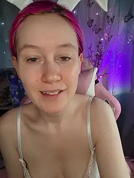 Fuzzy Unicorn online show from 05/26/26, 10:44