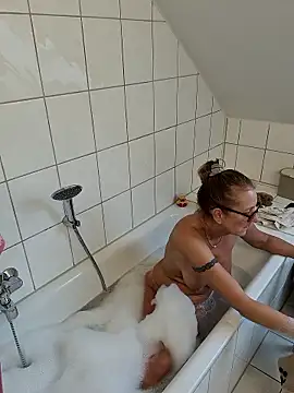 HotWifeLyn68 online show from 01/11/26, 11:04