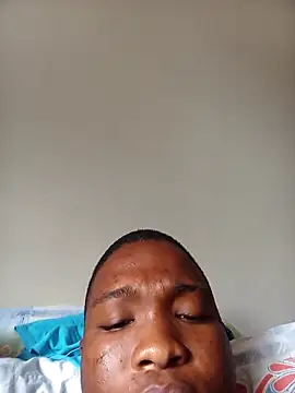 Snapshot of BlamedSimple chatting on 12/19/25, 11:28 BlamedSimple online show from 12/19/25, 11:28