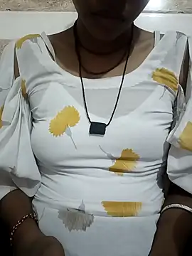 Snapshot of Geeta-satr chatting on 11/10/25, 06:18 Geeta-satr online show from 11/10/25, 06:18