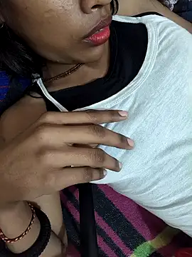 Snapshot of Geeta-satr chatting on 12/13/25, 07:53 Geeta-satr online show from 12/13/25, 07:53