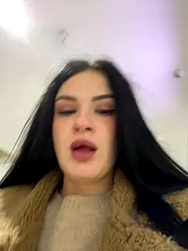 MiraReach online show from 10/04/25, 03:26