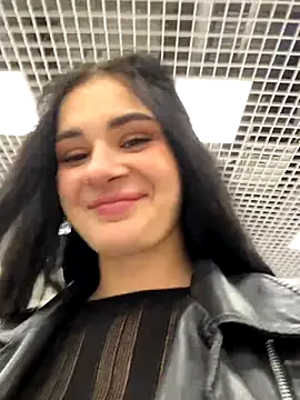 MiraReach online show from 10/08/25, 03:26