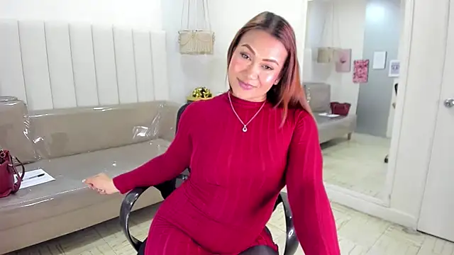 Snapshot of veronica_b07 chatting on 11/05/25, 03:45 veronica b07 online show from 11/05/25, 03:45