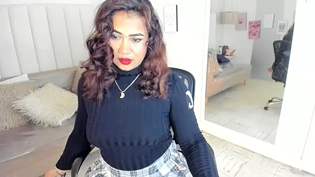 veronica b07 online show from 05/15/26, 02:57