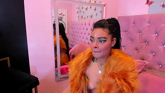 EmmaEbony  online show from 10/31/25, 10:27