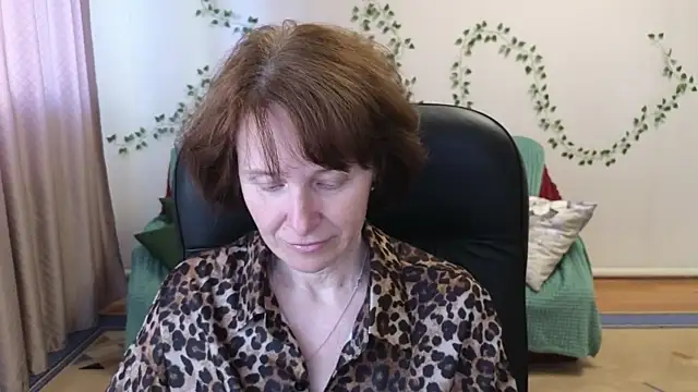 Lia Tito online show from 05/16/26, 11:20
