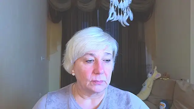 Milana Milky online show from 11/28/25, 05:10