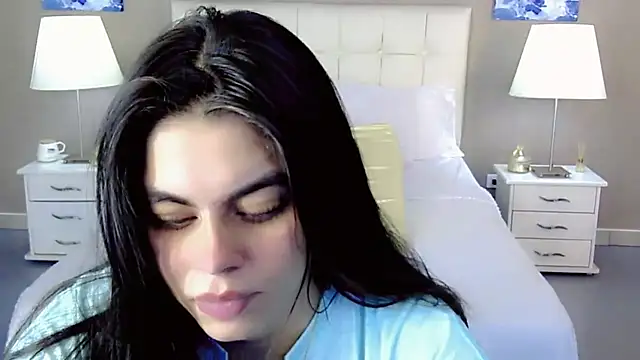 maddissonivanova online show from 09/20/25, 07:15