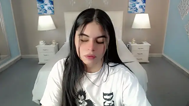 maddissonivanova online show from 10/11/25, 07:23