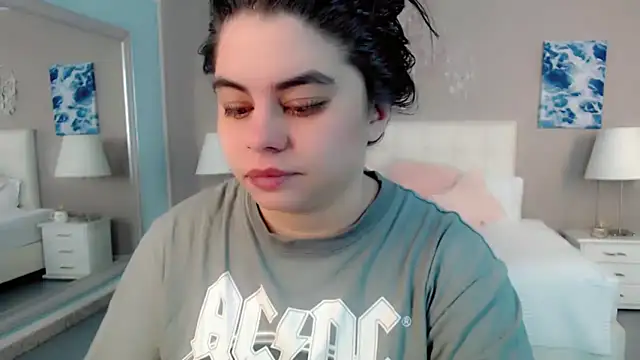 maddissonivanova online show from 04/13/26, 06:57