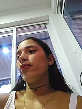Lorena Mcfly online show from 06/01/26, 11:34
