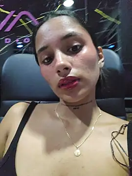 Snapshot of Lorena_Mcfly chatting on 06/20/26, 10:51 Lorena Mcfly online show from 06/20/26, 10:51