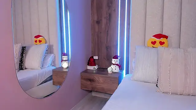 LucySalvatore  online show from 12/19/25, 05:09