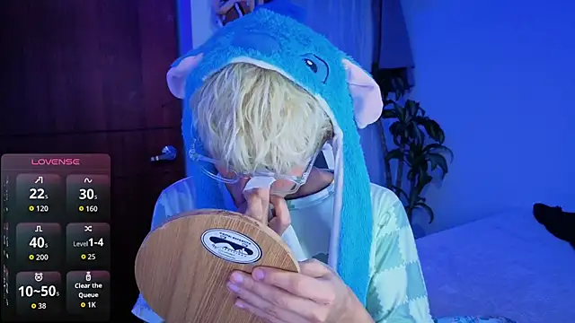 taichi bluy online show from 12/03/25, 11:36