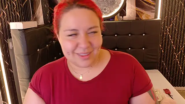 Witch Scarlet online show from 04/11/26, 01:32