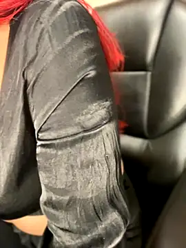 Snapshot of Karen18_boobs chatting on 11/08/25, 02:56 Karen18 boobs online show from 11/08/25, 02:56