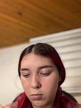 Snapshot of Karen18_boobs chatting on 11/12/25, 02:34 Karen18 boobs online show from 11/12/25, 02:34