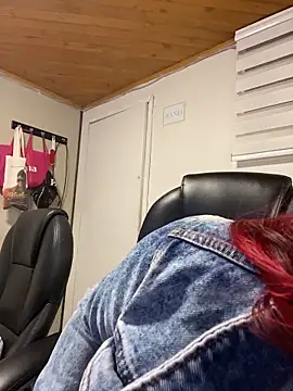 Karen18 boobs online show from 05/12/26, 01:58