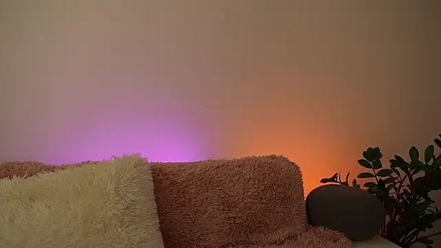 Snapshot of no_angelll chatting on 12/20/25, 08:32 no angelll online show from 12/20/25, 08:32