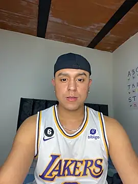 Snapshot of ANGELOGAO chatting on 10/23/25, 02:00 ANGELOGAO online show from 10/23/25, 02:00