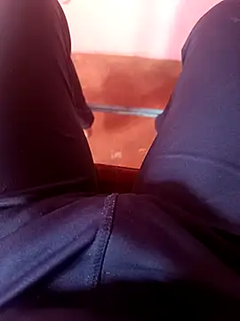 Hunter ind123 online show from 12/17/25, 10:32