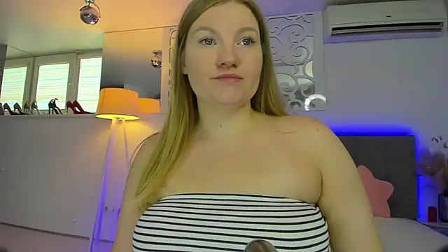 Snapshot of AshleyJoness chatting on 09/29/25, 04:50 AshleyJoness online show from 09/29/25, 04:50