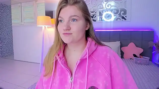 Snapshot of AshleyJoness chatting on 11/29/25, 06:05 AshleyJoness online show from 11/29/25, 06:05