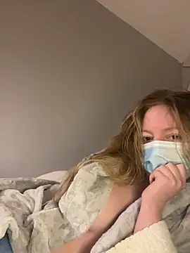 hazel wood21 online show from 03/08/26, 08:01