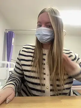 hazel wood21 online show from 03/30/26, 09:43