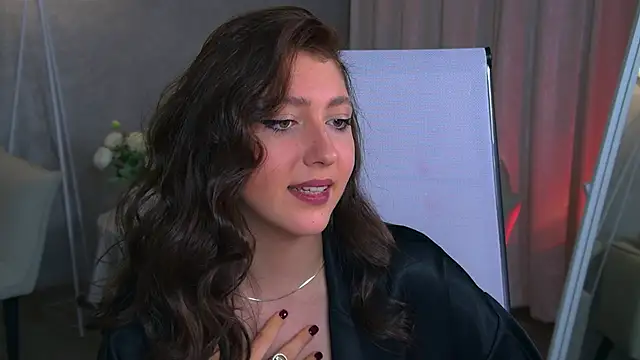 Mary Miiller online show from 10/23/25, 09:41