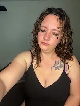 Snapshot of XADICTIVEX chatting on 11/05/25, 07:36 XADICTIVEX online show from 11/05/25, 07:36