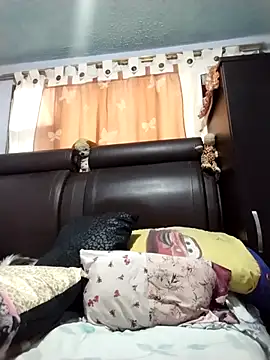 OliviaMorris1 online show from 10/08/25, 12:03