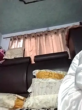 OliviaMorris1 online show from 02/18/26, 11:50