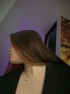 Yaqui elle online show from 12/23/25, 03:26