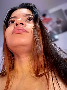 Yaqui elle online show from 02/27/26, 02:44