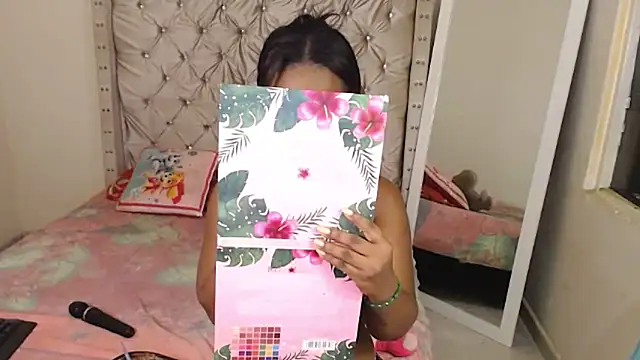 Snapshot of bonniebakerz1 chatting on 02/19/26, 03:35 bonniebakerz1 online show from 02/19/26, 03:35