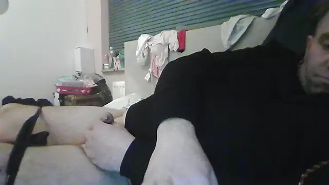 Snapshot of JasperGeil chatting on 11/26/25, 11:50 JasperGeil online show from 11/26/25, 11:50
