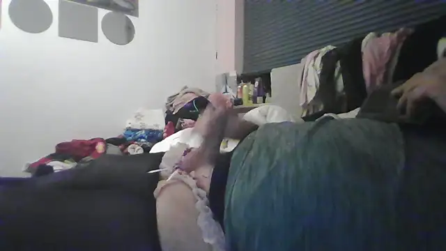 Snapshot of JasperGeil chatting on 05/14/26, 10:27 JasperGeil online show from 05/14/26, 10:27
