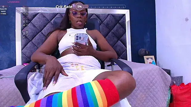 Snapshot of ebony__jheim chatting on 06/03/26, 02:33 ebony jheim online show from 06/03/26, 02:33