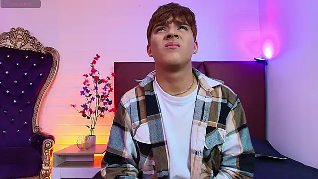 Lucass love online show from 03/30/26, 01:01